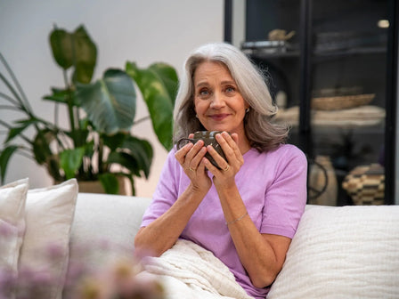 Stressbedingter Haarausfall bei Frauen: Mögliche Ursachen, Folgen und Lösungen