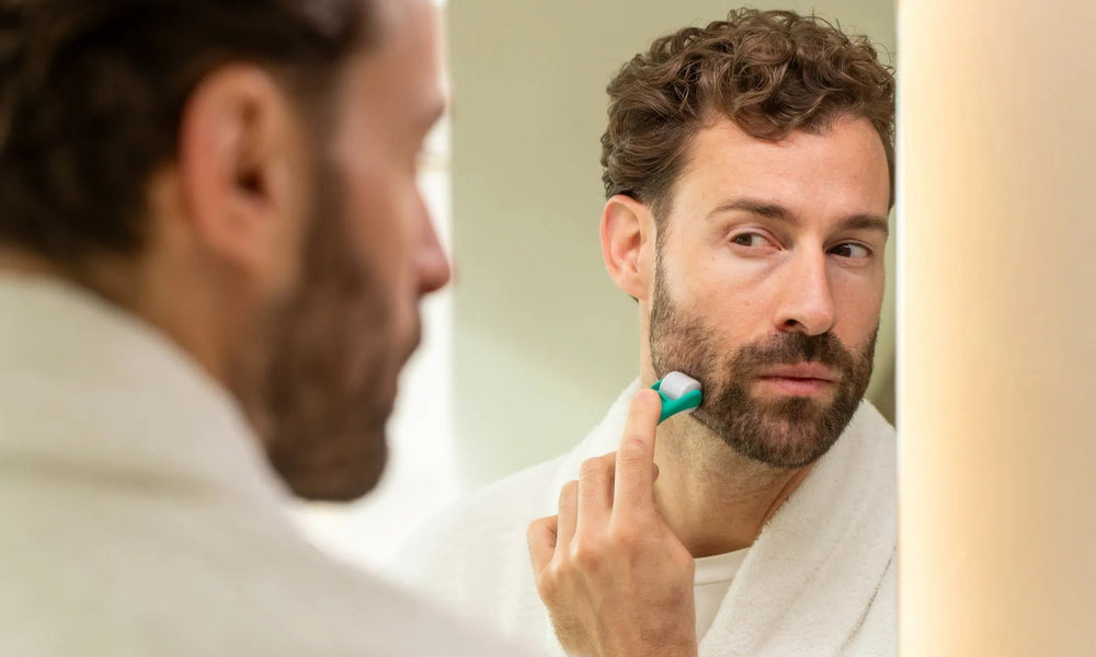 Effektivität unter dem Mikroskop: Microneedling-Therapie mit einem Dermaroller