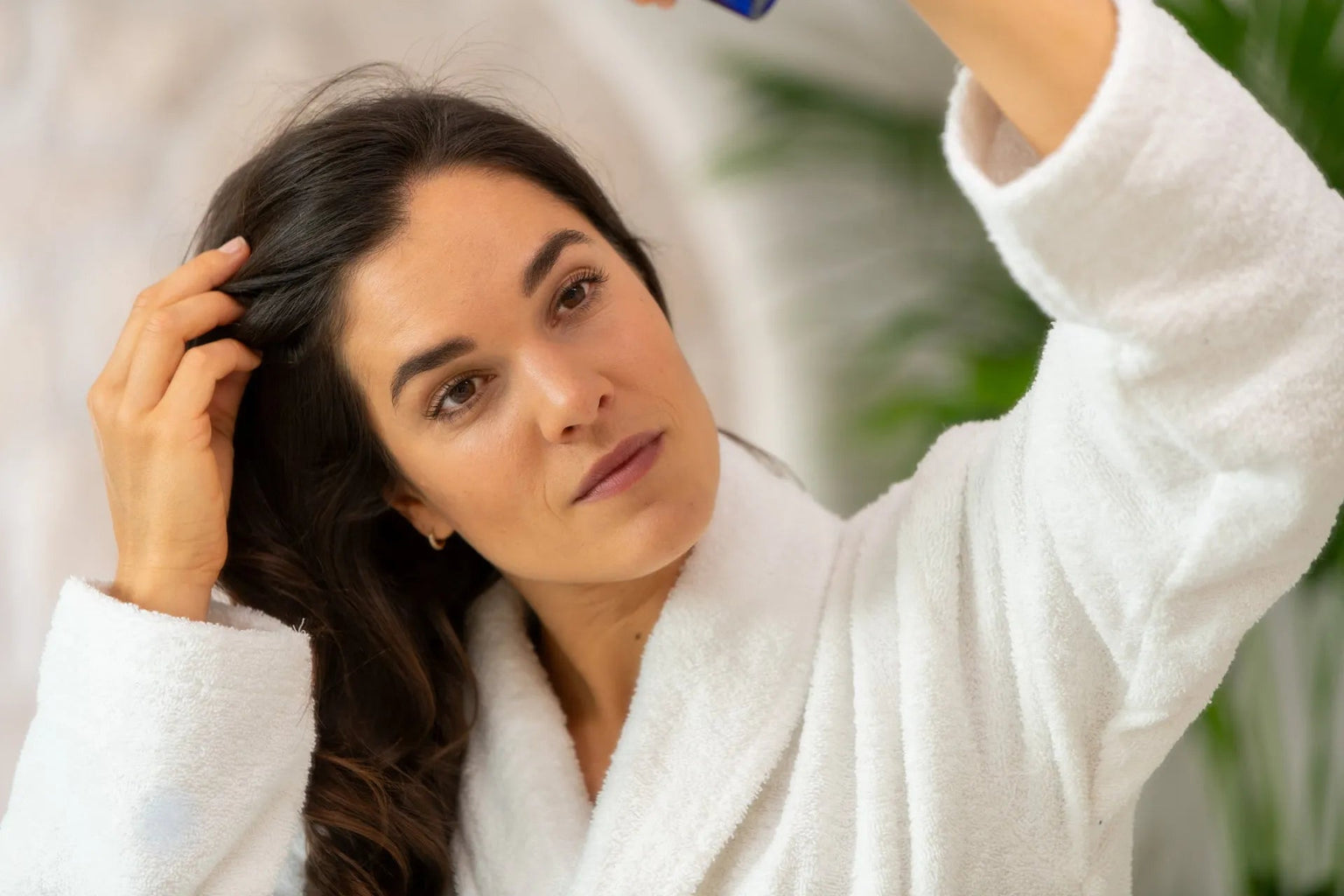 Plötzlich starker Haarausfall bei Frauen